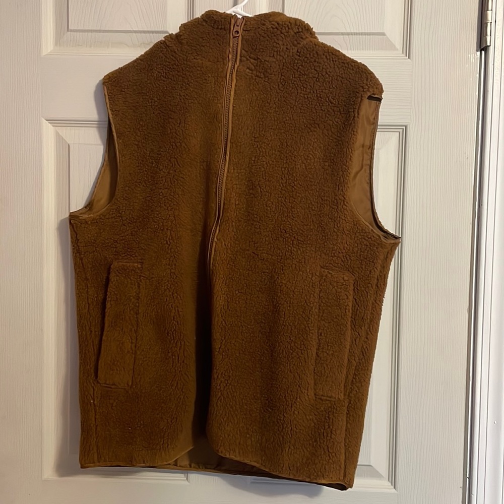 fleece brown warm vest w/ hood, oversized